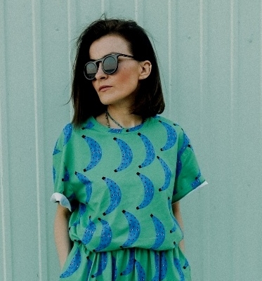 Boxy T-shirt - BANANY NA ZIELONYM