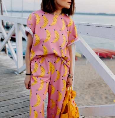 Spodnie kuloty - BANANY NA RÓŻOWYM