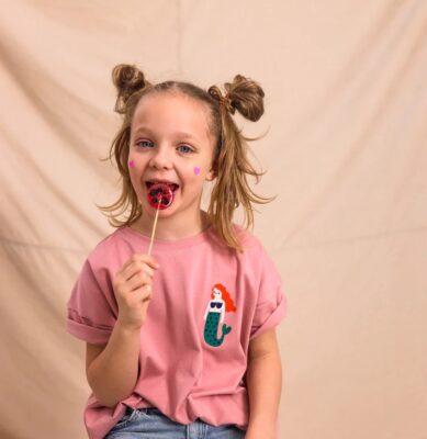 T-Shirt oversize Don't Grow Up SYRENKA na brudnym różu