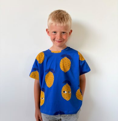 T-Shirt oversize Don't Grow Up CYTRYNY